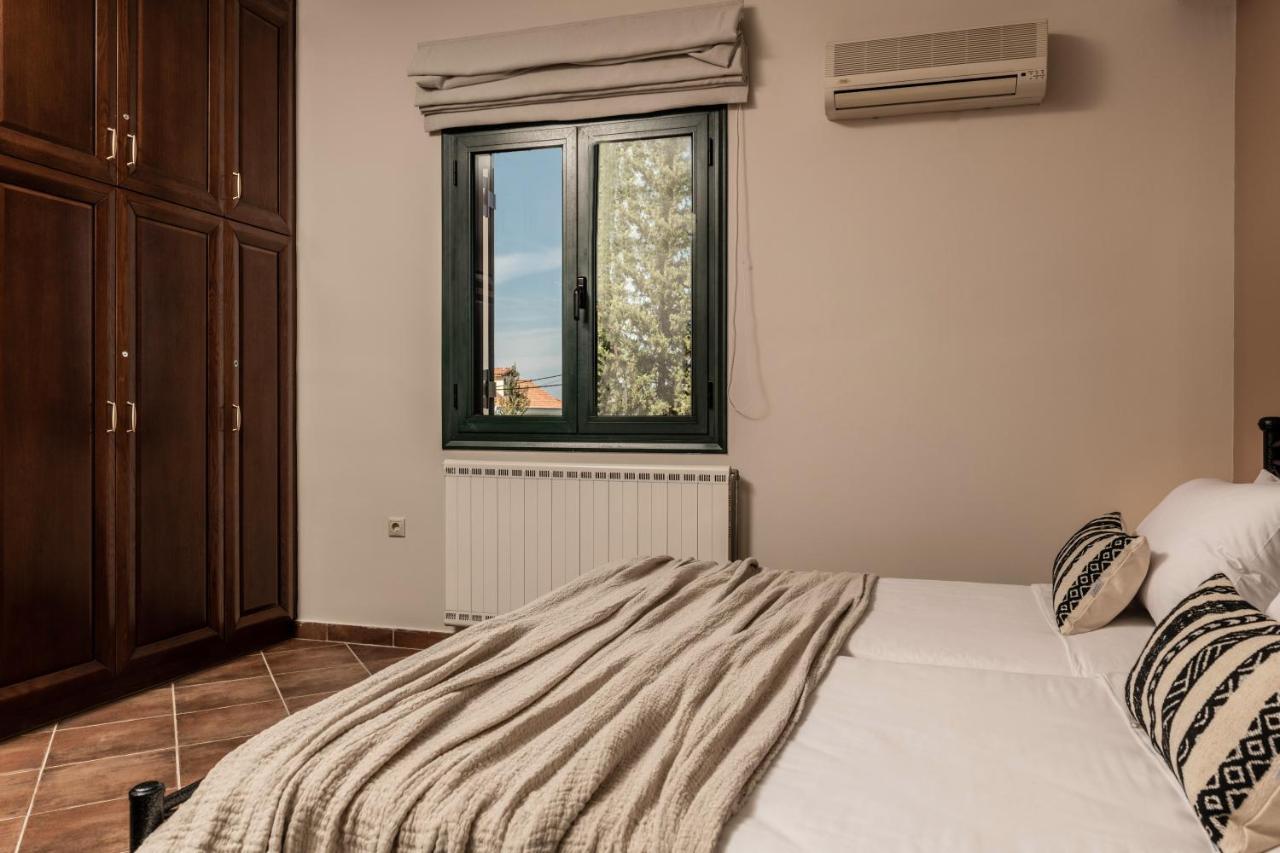Amalthia Villa Mouzákion Extérieur photo